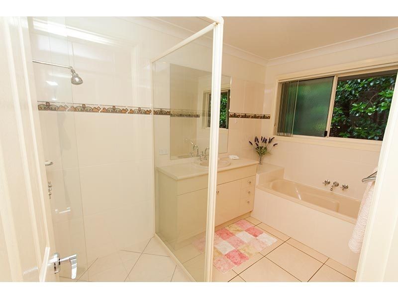 34 Pasture Place, Mount Nathan QLD 4211