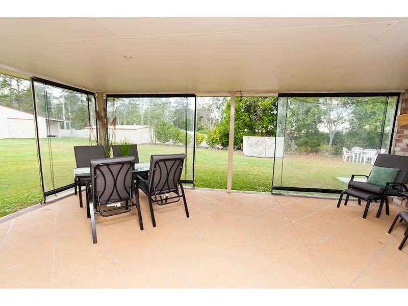 34 Pasture Place, Mount Nathan QLD 4211