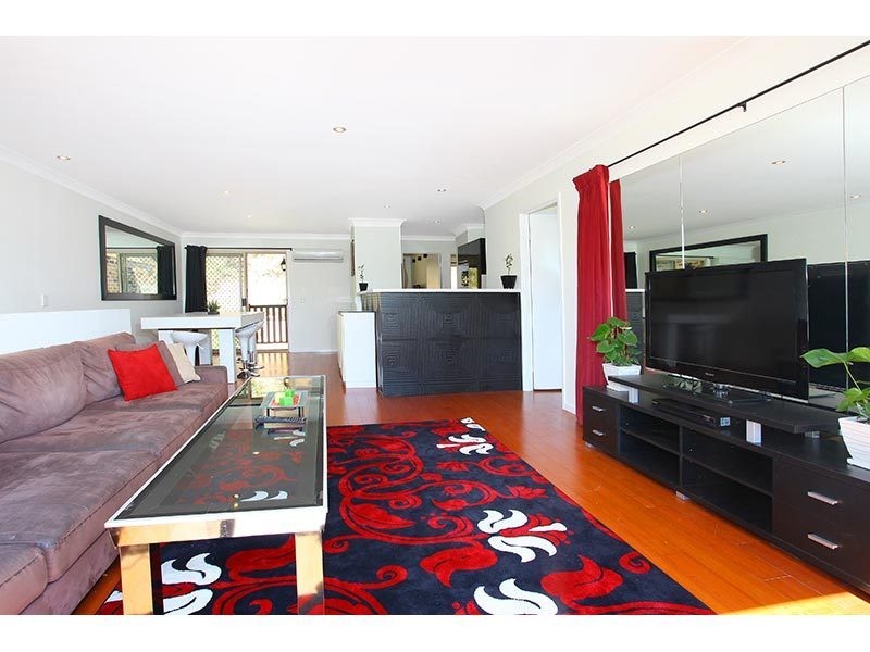 57/6 Ben Lomond Drive, Highland Park QLD 4211