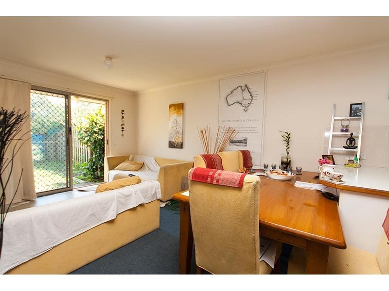 2/1 Foote Court, Nerang QLD 4211