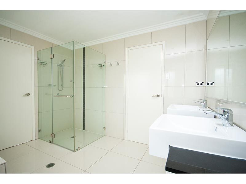 13 Centurion Crescent, Nerang QLD 4211