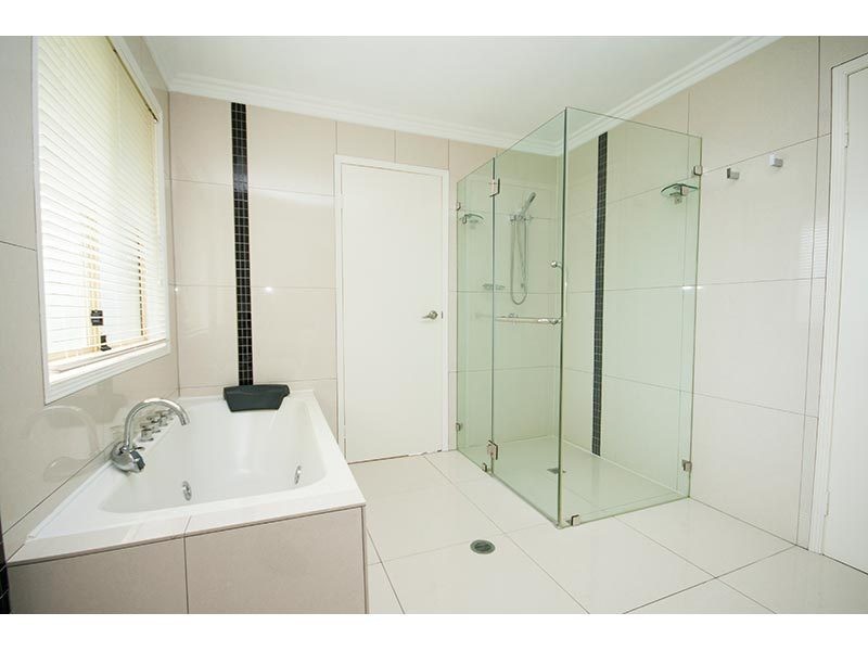 13 Centurion Crescent, Nerang QLD 4211