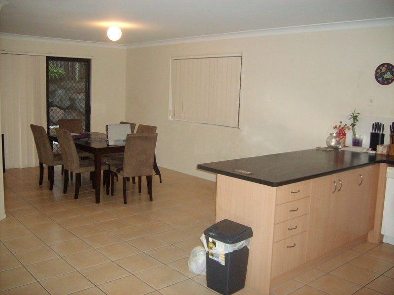 27 Buffalo Crescent, Pacific Pines QLD 4211