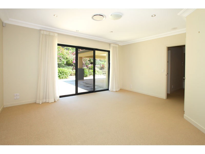 36 Byfield Drive, Nerang QLD 4211