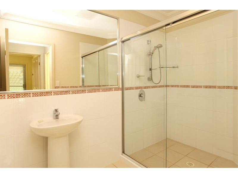 36 Byfield Drive, Nerang QLD 4211