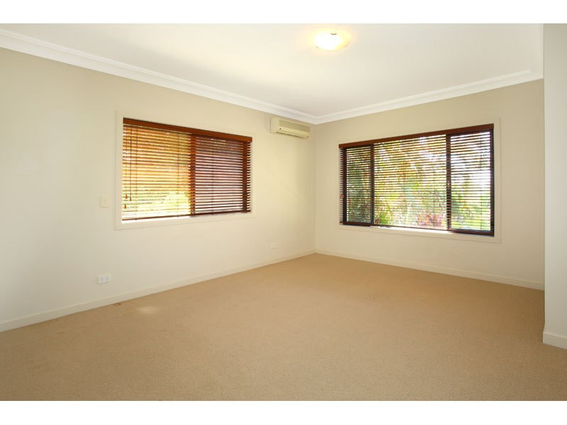 36 Byfield Drive, Nerang QLD 4211