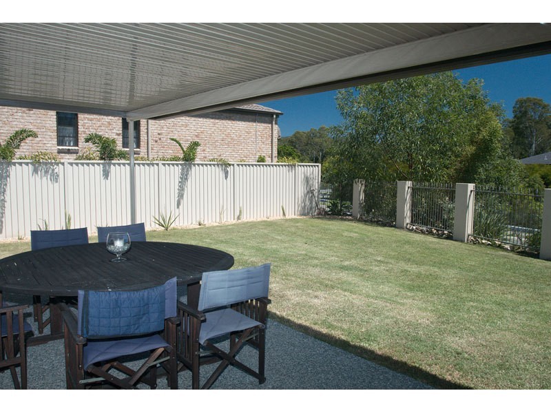 1 Debbie Way, Nerang QLD 4211