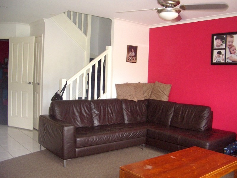 23/102 Alexander Drive, Highland Park QLD 4211