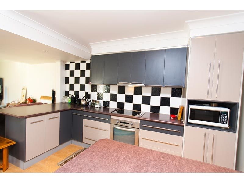 2 Palm/67 Nerang Street, Nerang QLD 4211