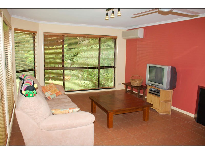 22 Trentbridge Court, Mount Nathan QLD 4211
