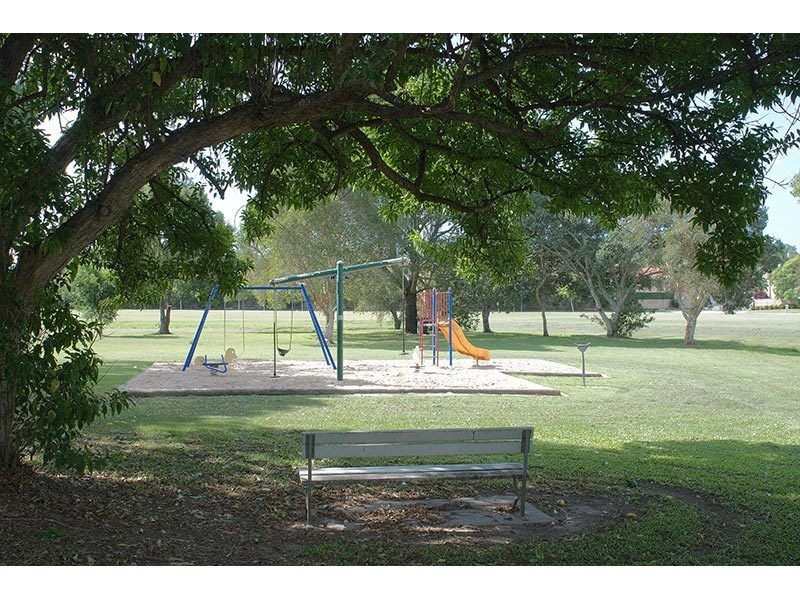 8/18 Paradise Street, Nerang QLD 4211