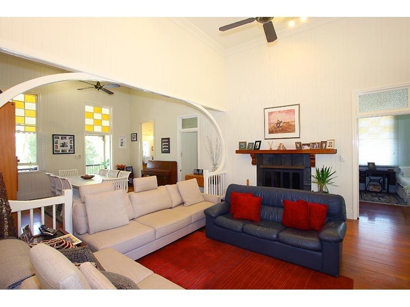 226 Guanaba Creek Road, Guanaba QLD 4210