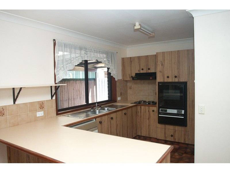 2 Kiowa Drive, Mudgeeraba QLD 4213