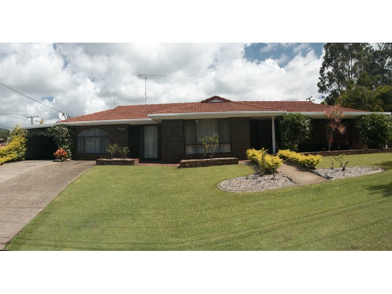 2 Kiowa Drive, Mudgeeraba QLD 4213