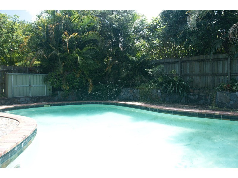 32 Alison Road, Carrara QLD 4211