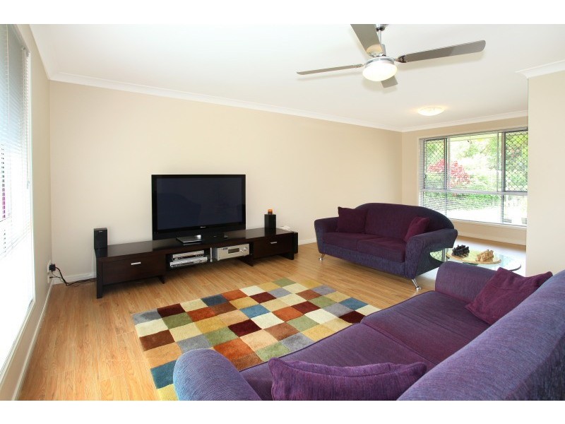 3 Trafalgar Street, Highland Park QLD 4211