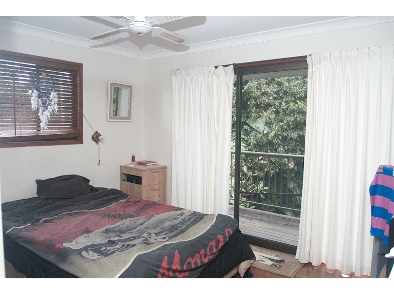 25 Nerang River Drive, Nerang QLD 4211