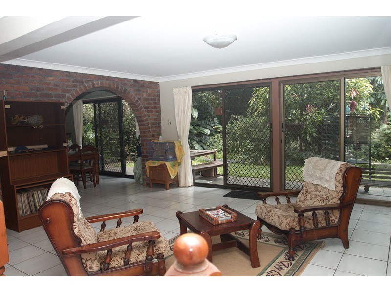 25 Nerang River Drive, Nerang QLD 4211