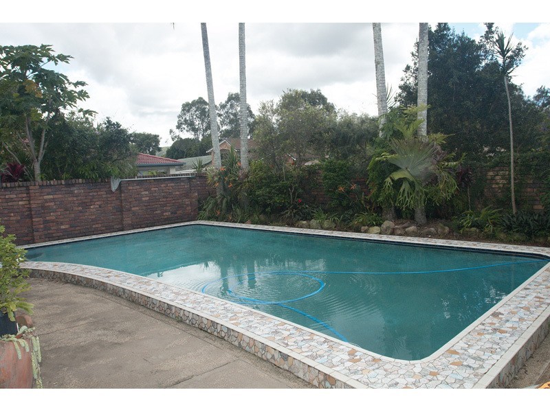 25 Nerang River Drive, Nerang QLD 4211