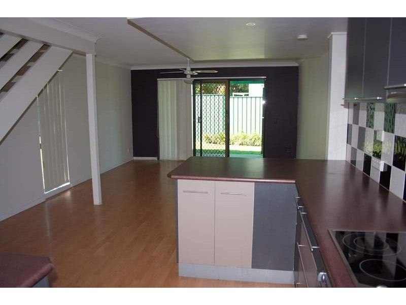 2 Palm Court/67 Nerang Street, Nerang QLD 4211