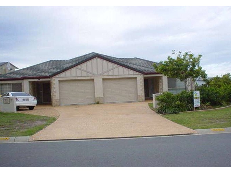 1/83 Kincaid Drive, Highland Park QLD 4211