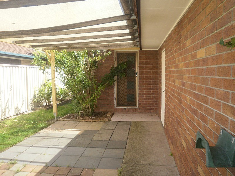 1/120 Kumbari Avenue, Labrador QLD 4215