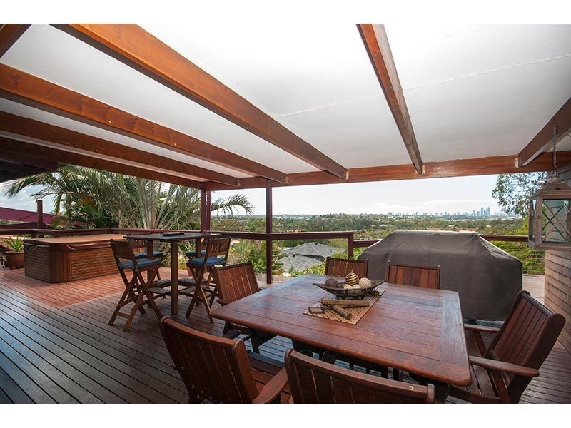 12 Explorers Way, Worongary QLD 4213
