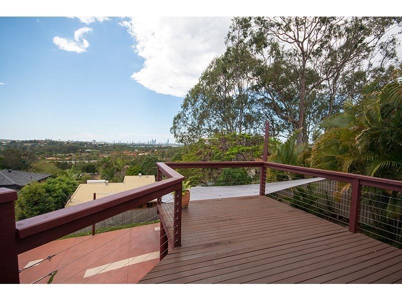 12 Explorers Way, Worongary QLD 4213