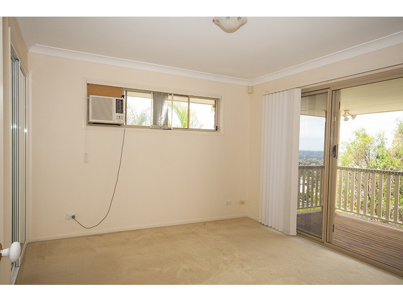 105 Armstrong Way, Highland Park QLD 4211