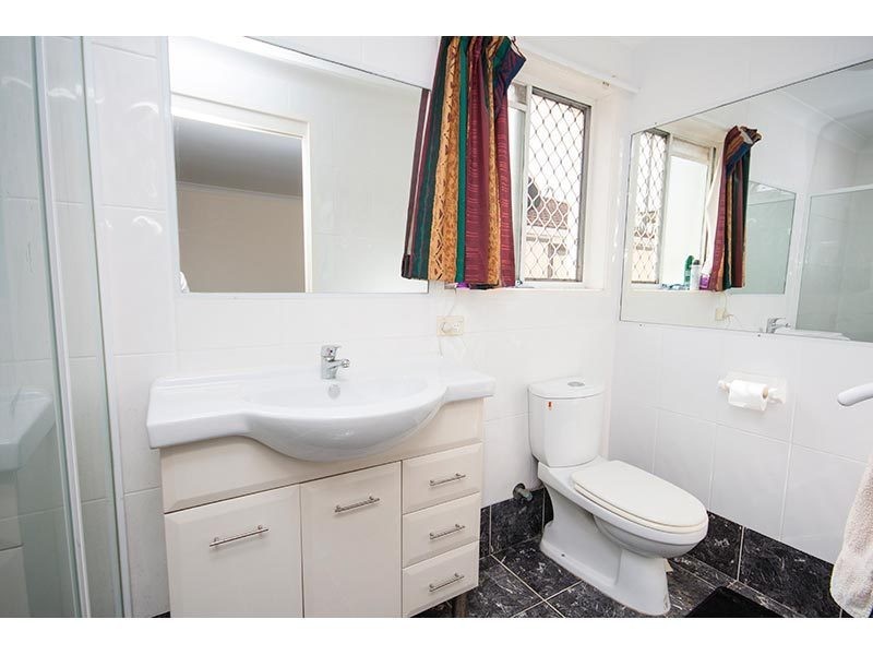 3 Moray Court, Highland Park QLD 4211