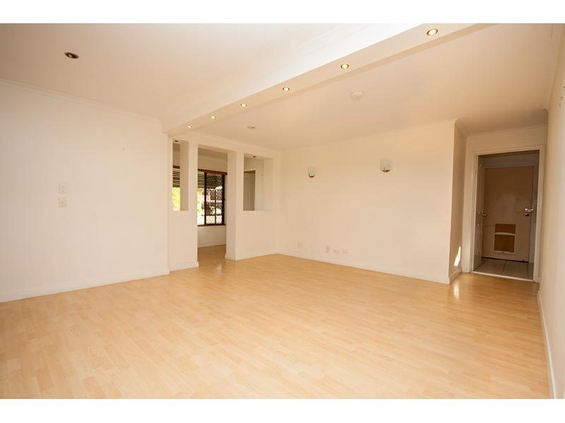 19 Warrungen Way, Ashmore QLD 4214