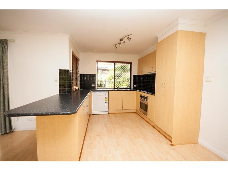 19 Warrungen Way, Ashmore QLD 4214