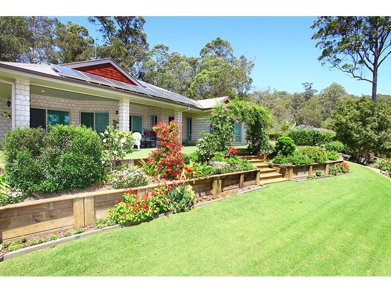 6 Kingsmead Court, Mount Nathan QLD 4211