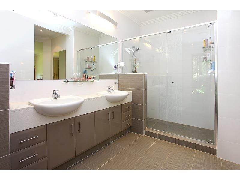 6 Kingsmead Court, Mount Nathan QLD 4211