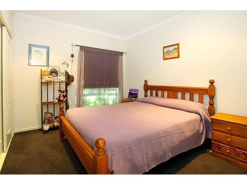 6 Kingsmead Court, Mount Nathan QLD 4211