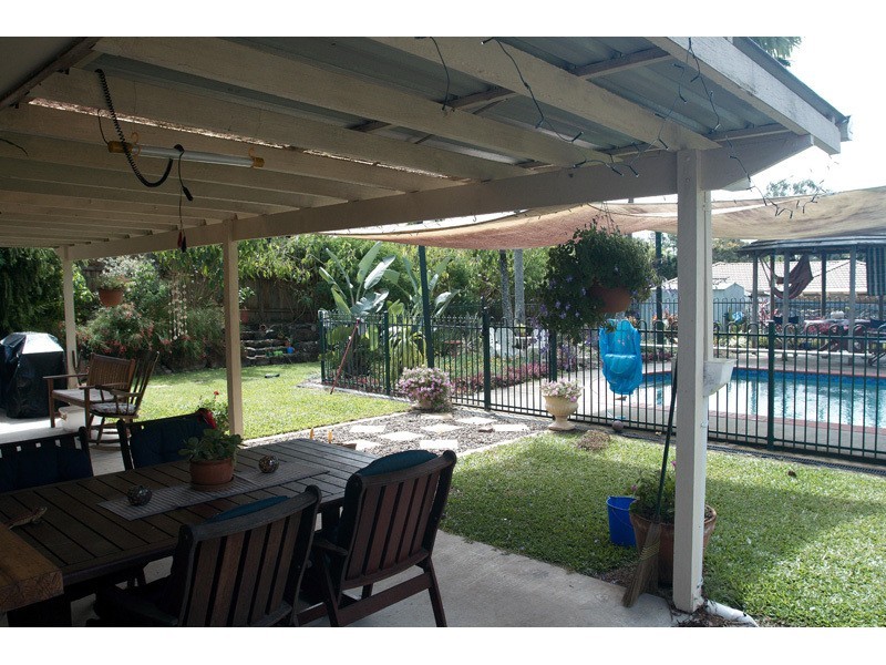 89 Explorers Way, Highland Park QLD 4211