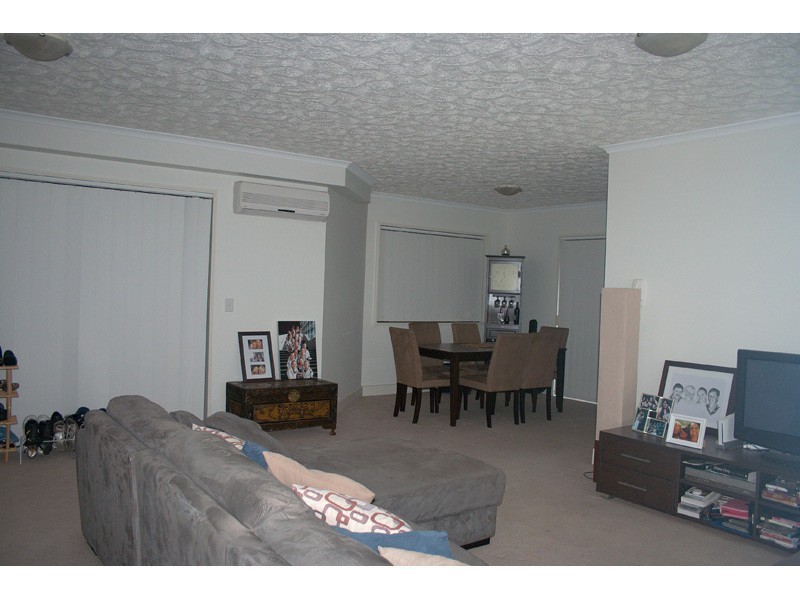 1/138 High Street, Southport QLD 4215