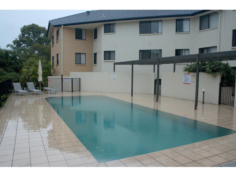 1/138 High Street, Southport QLD 4215