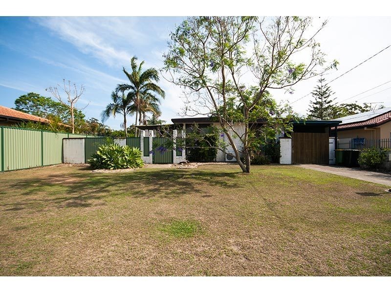 7 Sacha Place, Carrara QLD 4211