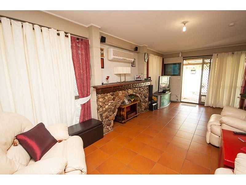 7 Sacha Place, Carrara QLD 4211