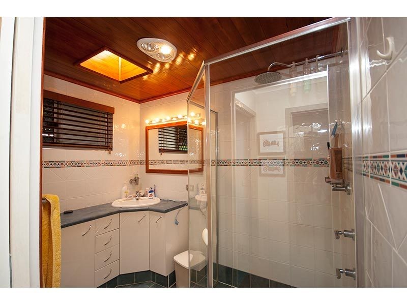 7 Sacha Place, Carrara QLD 4211