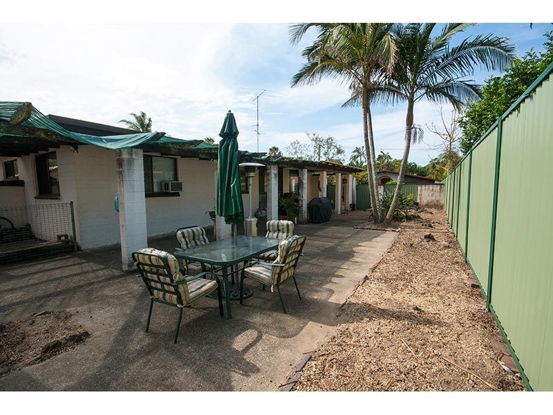 7 Sacha Place, Carrara QLD 4211