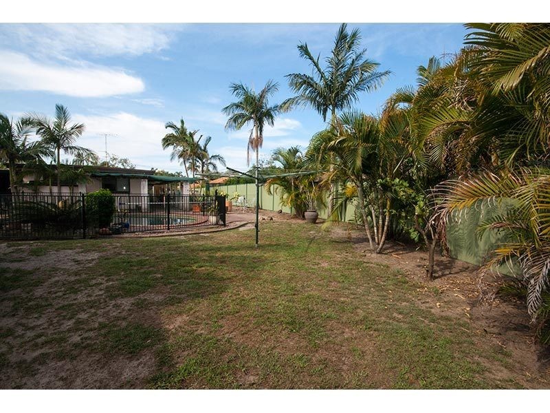 7 Sacha Place, Carrara QLD 4211