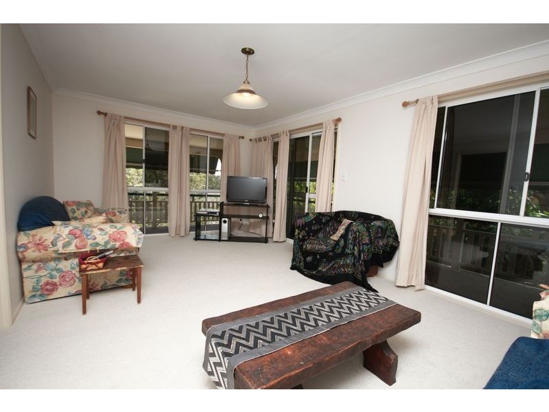 28 Armstrong Way, Highland Park QLD 4211