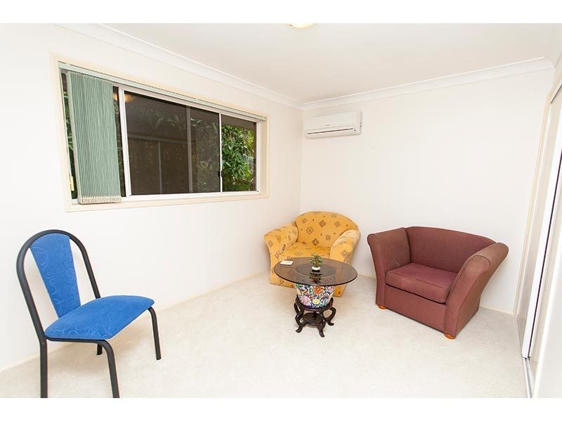 28 Armstrong Way, Highland Park QLD 4211