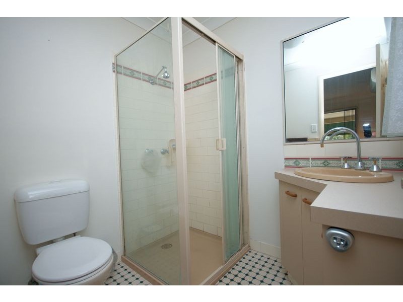 28 Armstrong Way, Highland Park QLD 4211