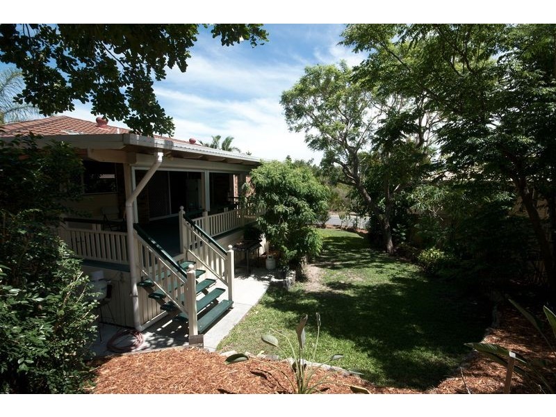 28 Armstrong Way, Highland Park QLD 4211