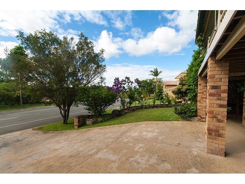 28 Armstrong Way, Highland Park QLD 4211