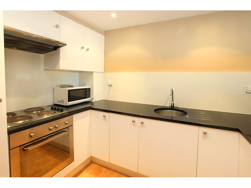 2/17 Martin Street, Nerang QLD 4211