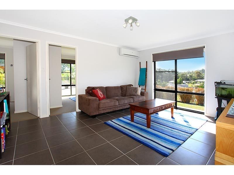 5 Lookout Place, Mount Nathan QLD 4211